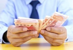 10万资金月利息计算解析